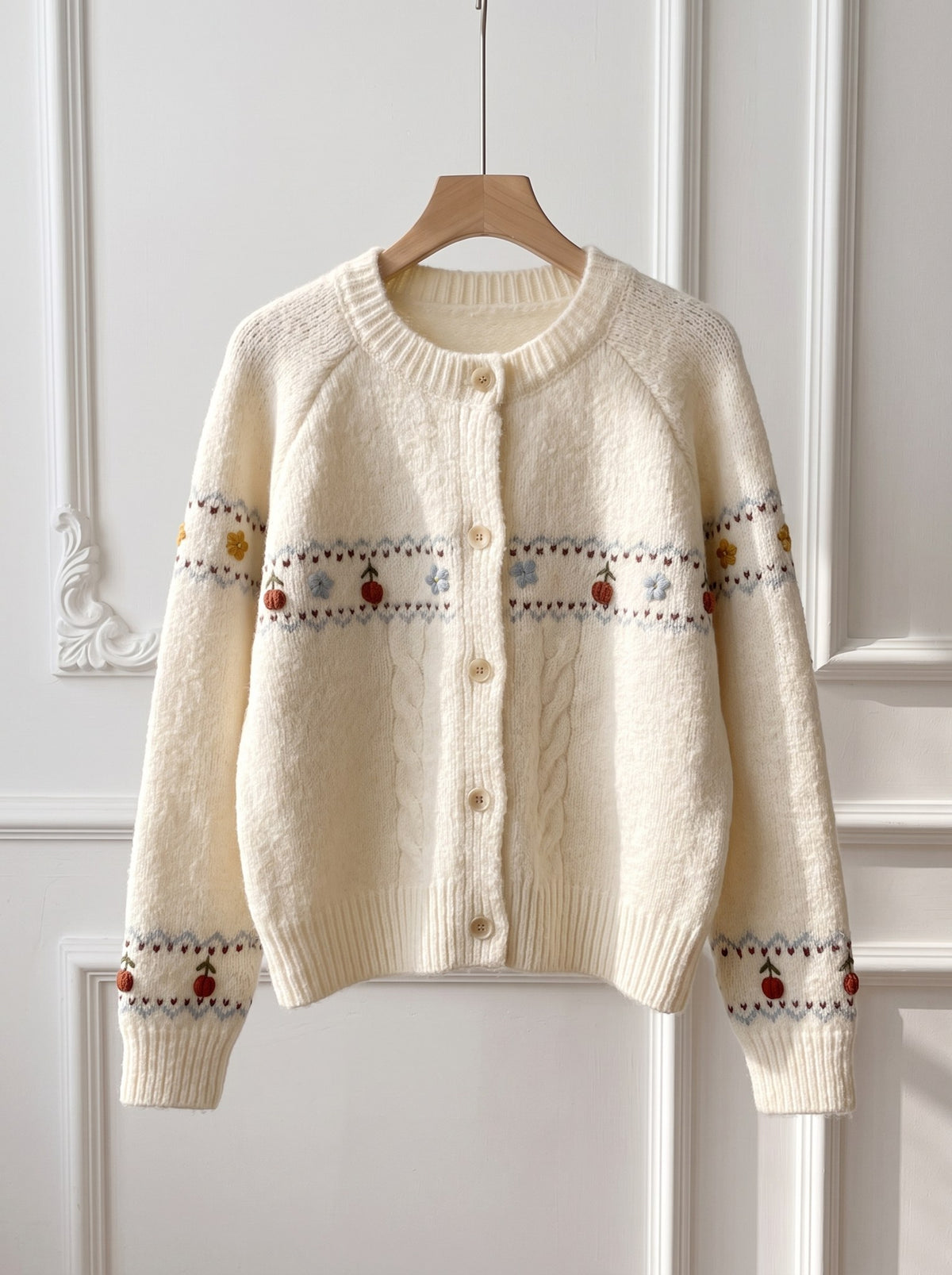 刺繍ニット カーディガン ハンガー