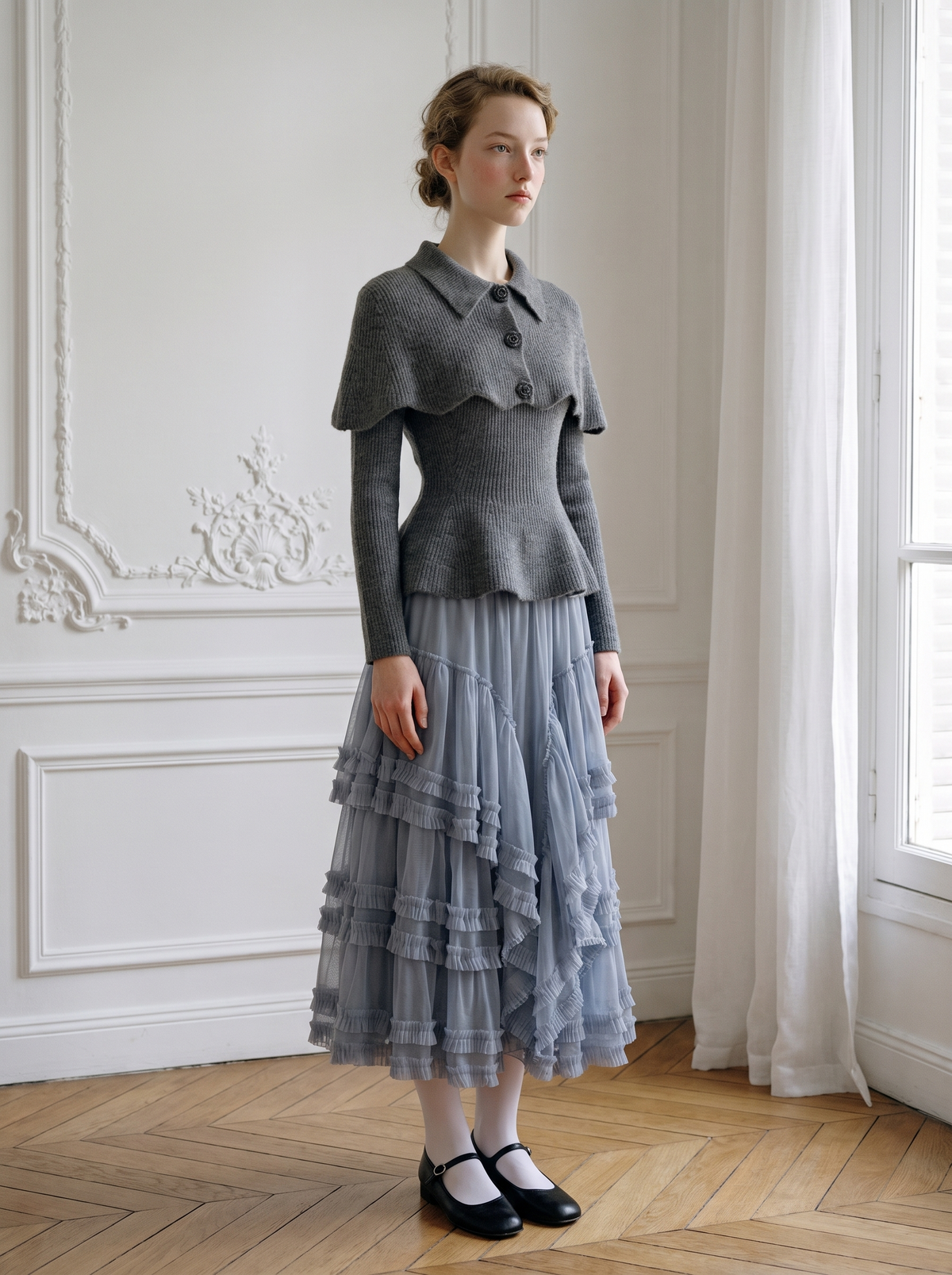 Scalloped Capelet Peplum Knit Set gray